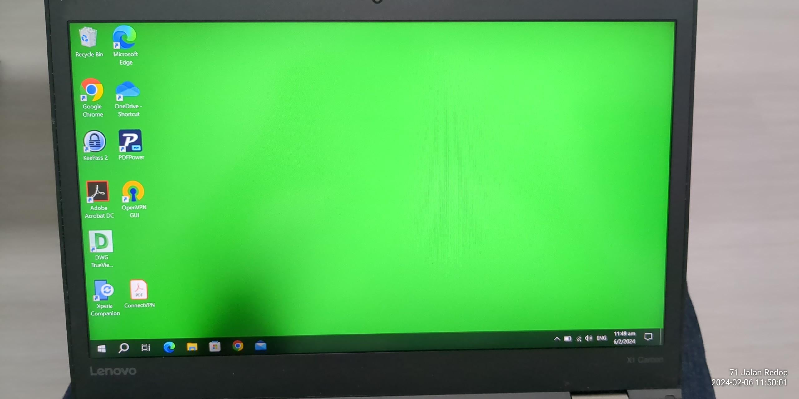 Wie löse ich das Problem mit dem schwarzen Fleck auf dem Bildschirm?