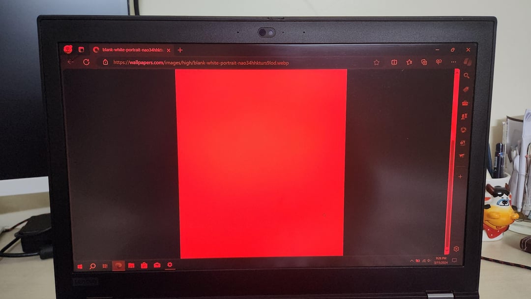 Bildschirm wird rot, wenn Nachtlicht eingeschaltet wird